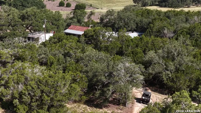 4113 TRAINER WUEST RD Blanco, TX 78606