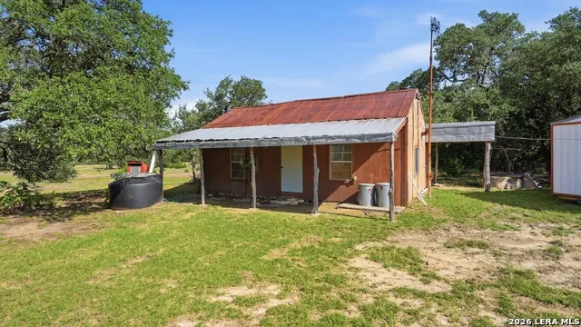 4113 TRAINER WUEST RD Blanco, TX 78606