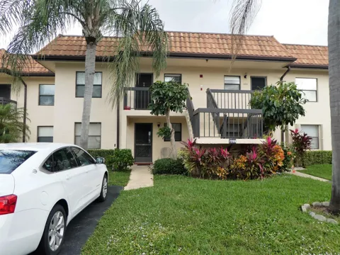7209 Golf Colony Court #105