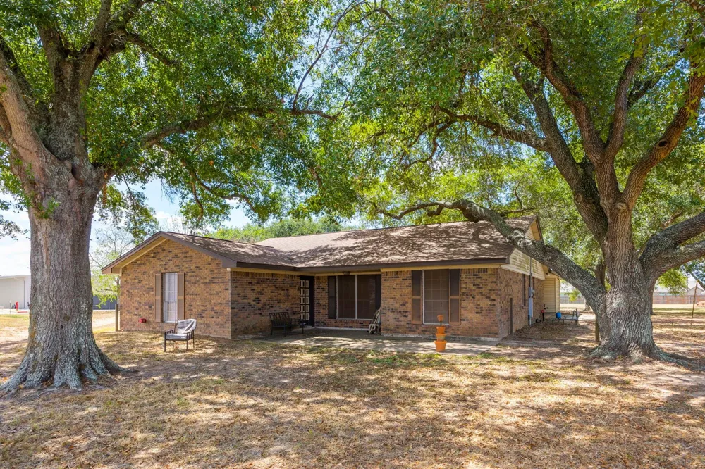 5418 Fm 359 Road Brookshire, TX 77423