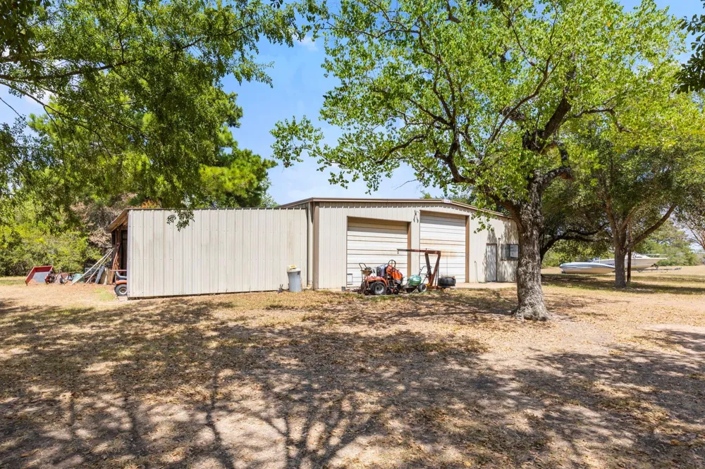 5418 Fm 359 Road Brookshire, TX 77423