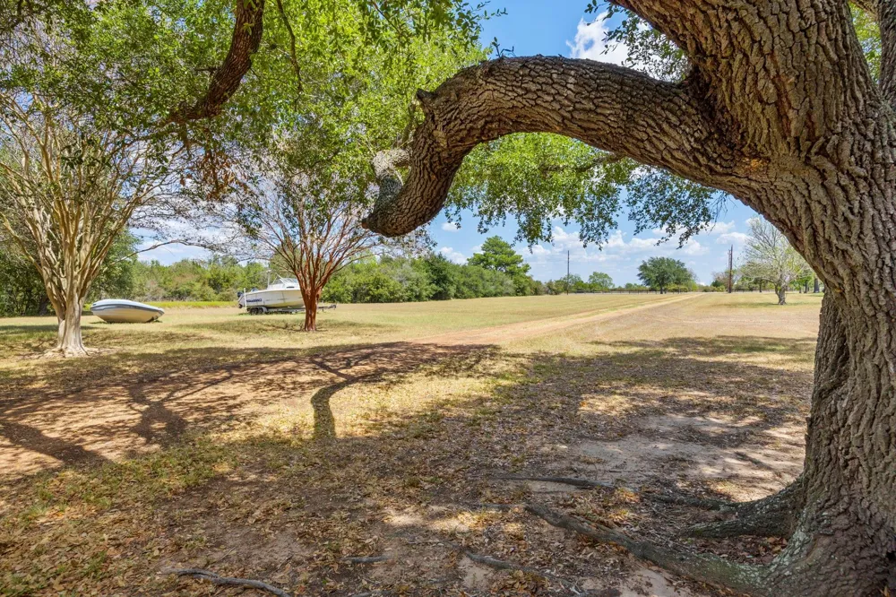 5418 Fm 359 Road Brookshire, TX 77423