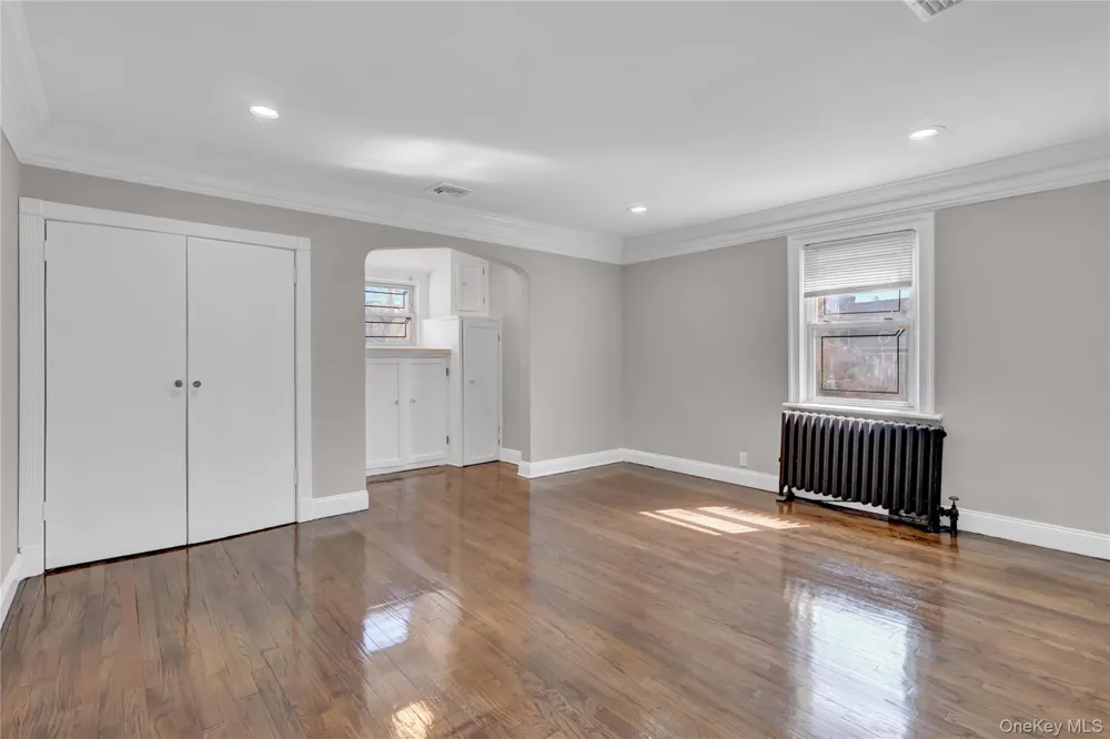 154 California Avenue Freeport, NY 11520