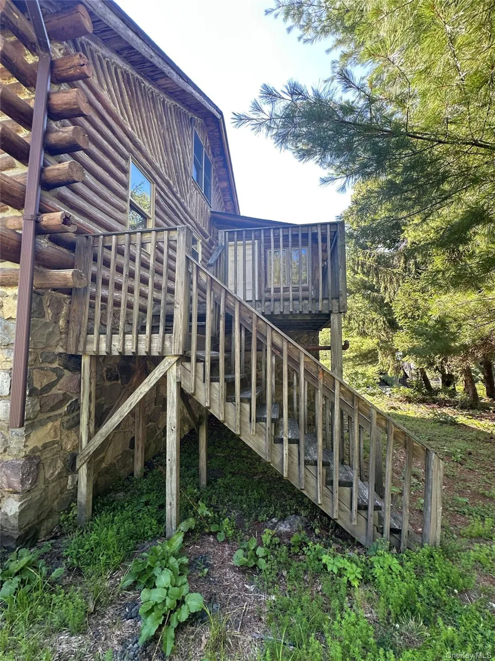 122 Woods Road Greenwood Lake, NY 10925