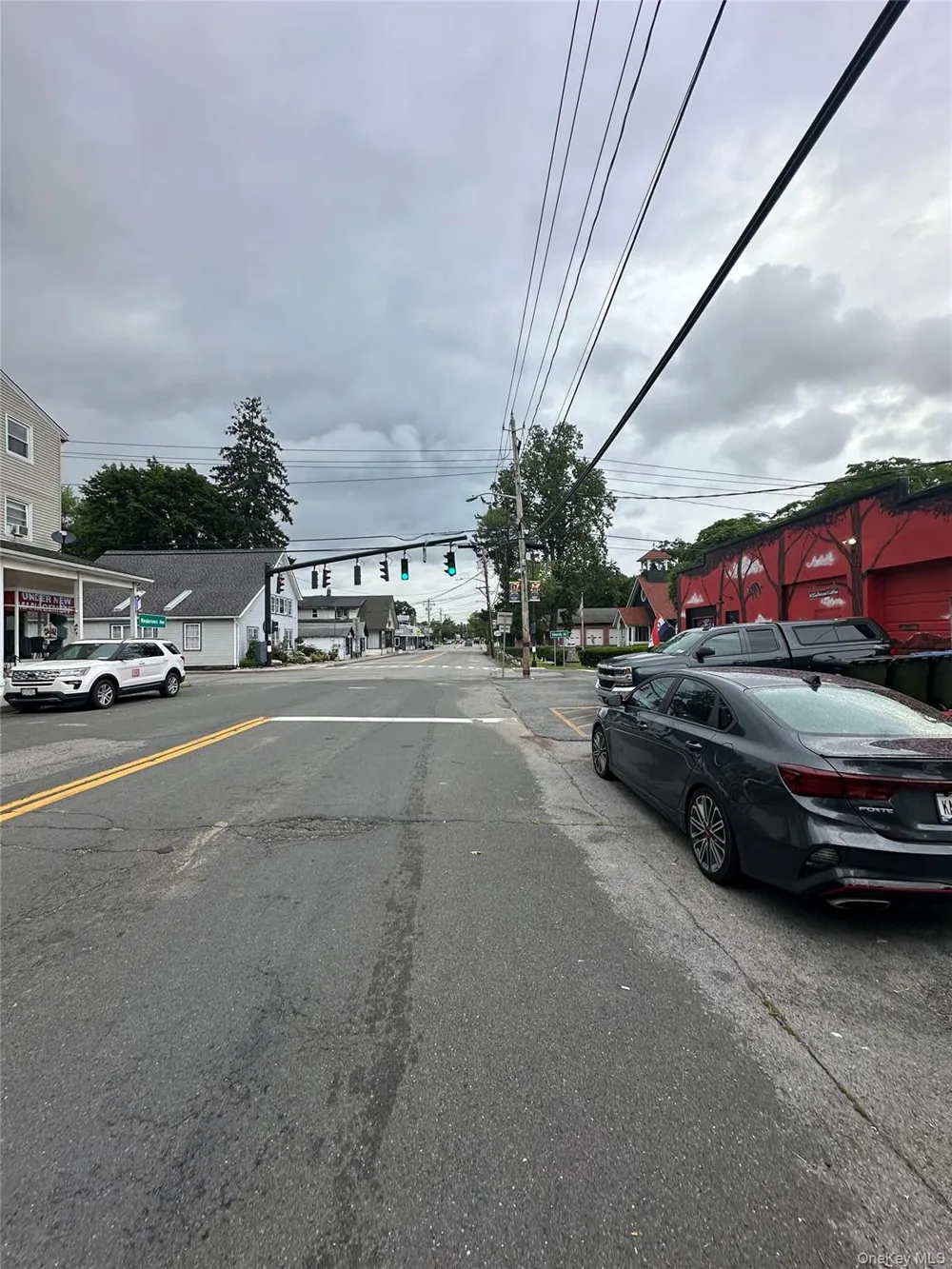 122 Woods Road Greenwood Lake, NY 10925