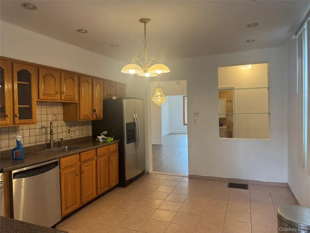 8481 127th Street Richmond Hill, NY 11415