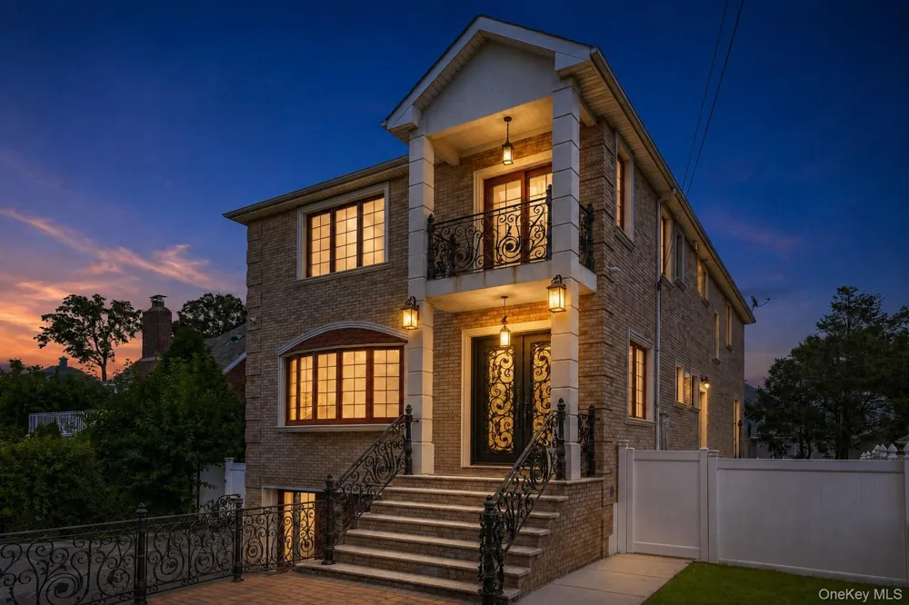 8411 Homelawn Street Jamaica Estates, NY 11432