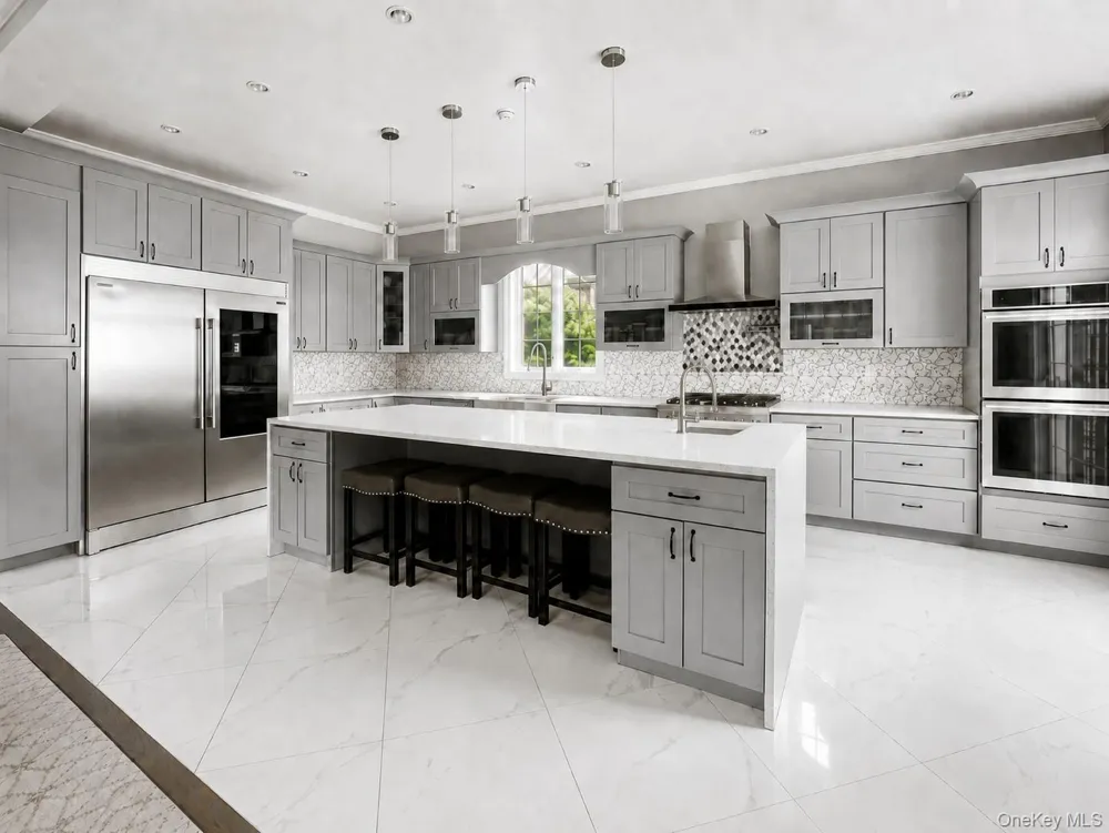 8411 Homelawn Street Jamaica Estates, NY 11432