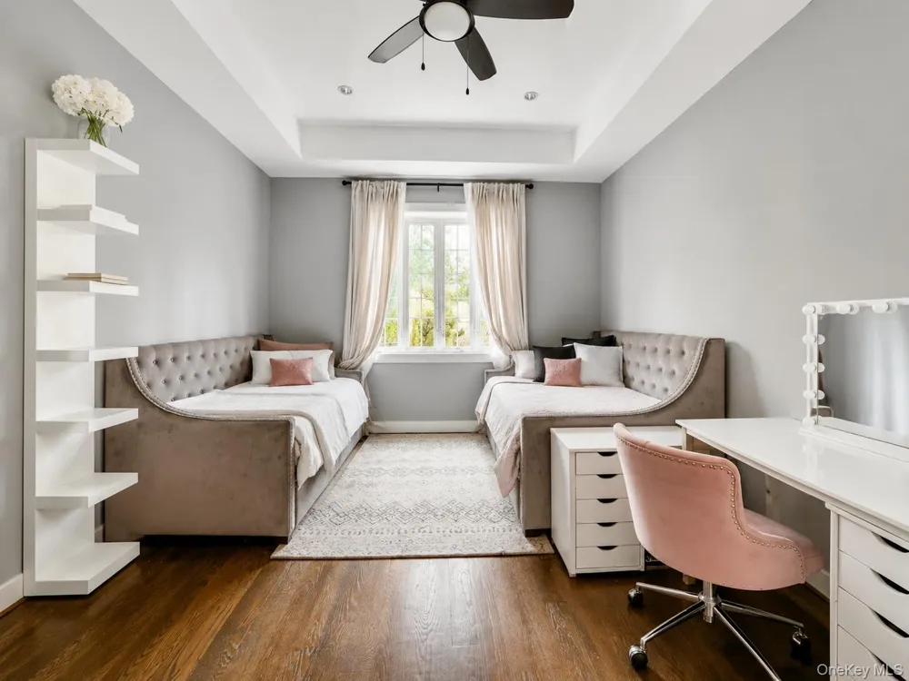 8411 Homelawn Street Jamaica Estates, NY 11432