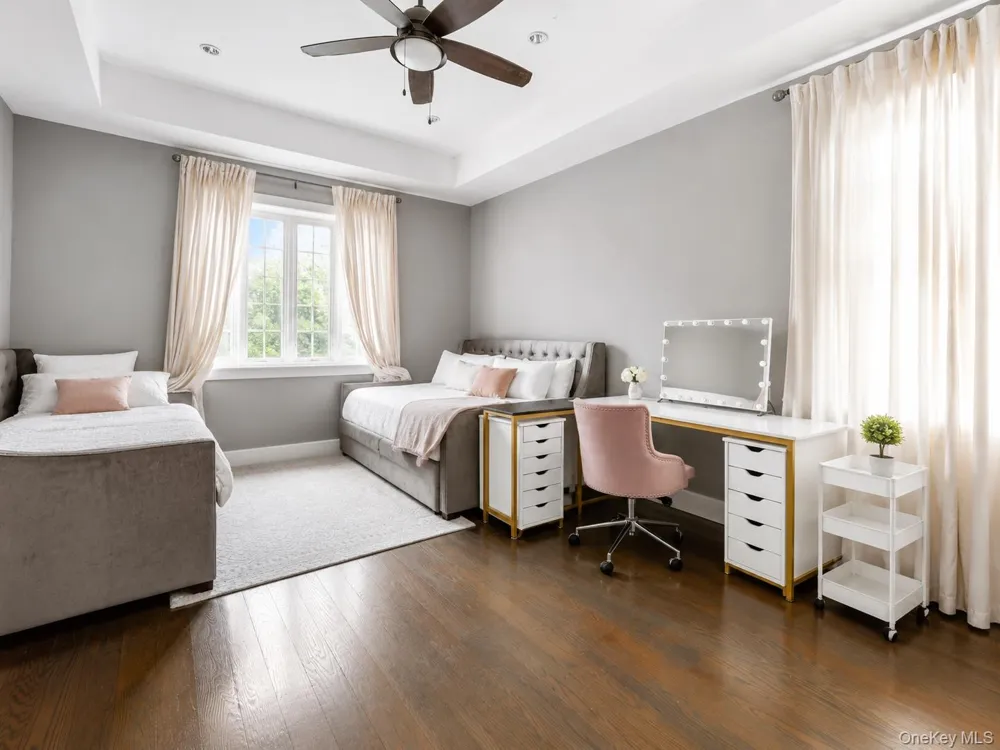 8411 Homelawn Street Jamaica Estates, NY 11432