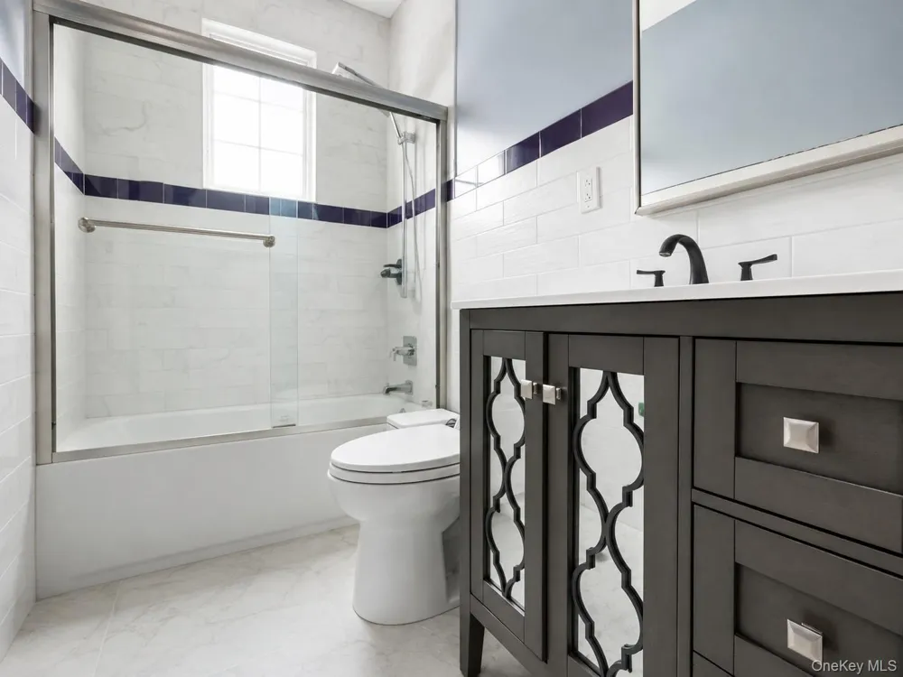 8411 Homelawn Street Jamaica Estates, NY 11432