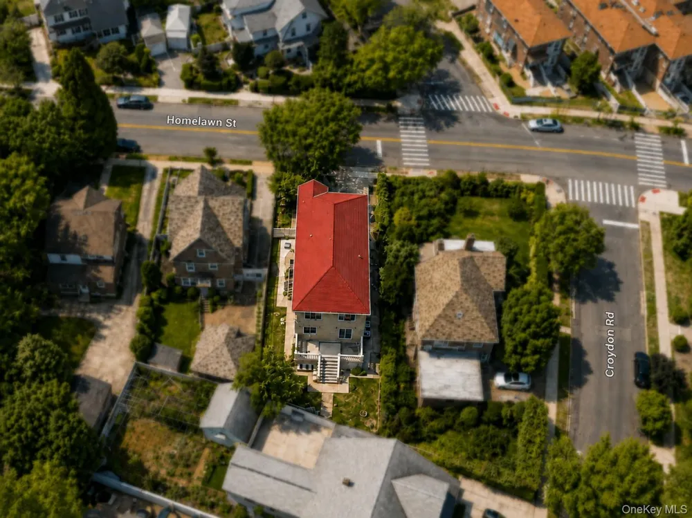 8411 Homelawn Street Jamaica Estates, NY 11432