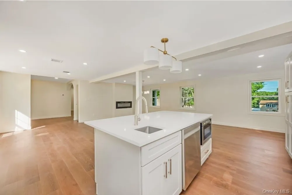30 New Mill Road Smithtown, NY 11787