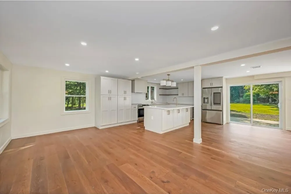30 New Mill Road Smithtown, NY 11787
