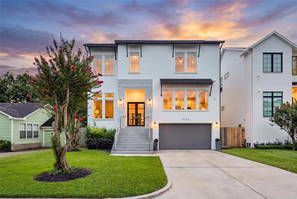 4303 Dorothy Street Bellaire, TX 77401