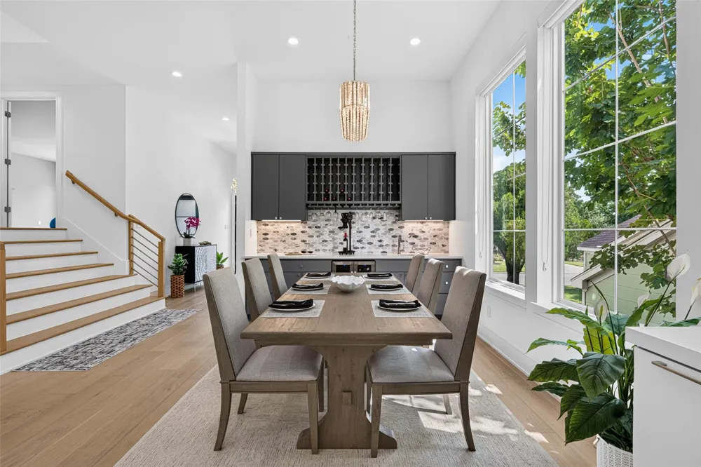 4303 Dorothy Street Bellaire, TX 77401
