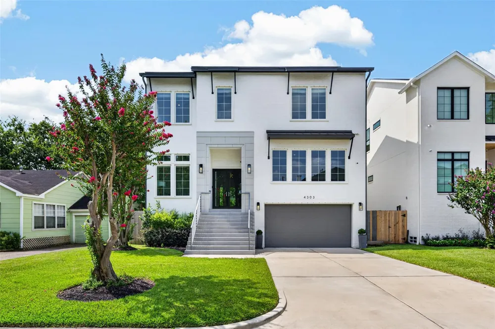 4303 Dorothy Street Bellaire, TX 77401