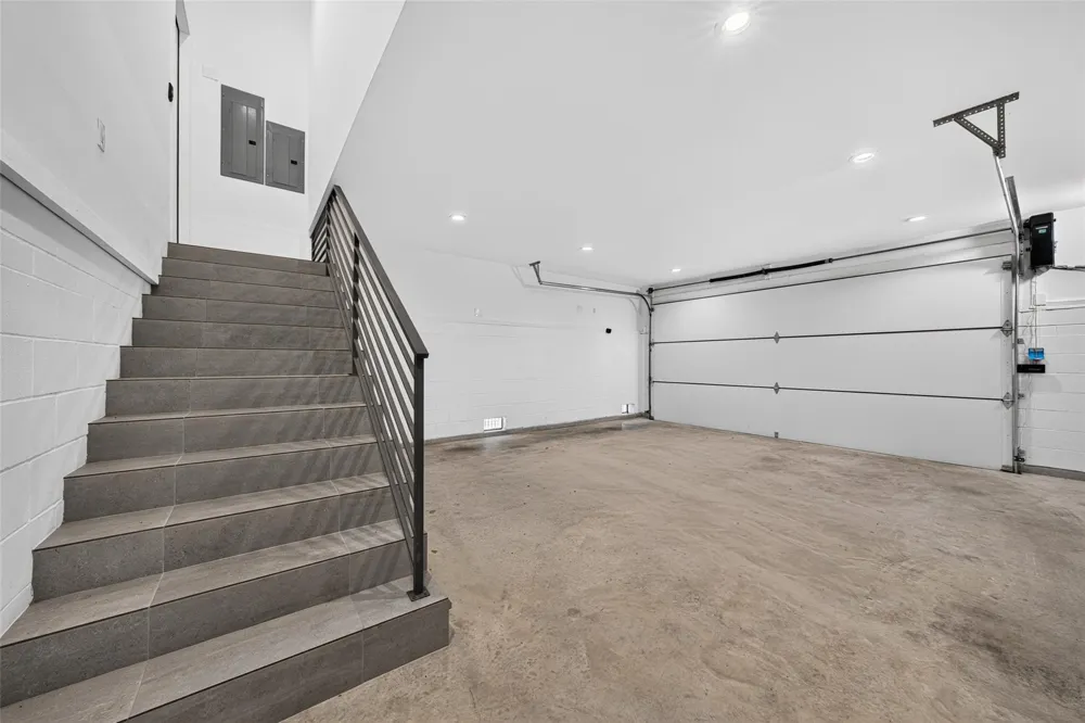 4303 Dorothy Street Bellaire, TX 77401