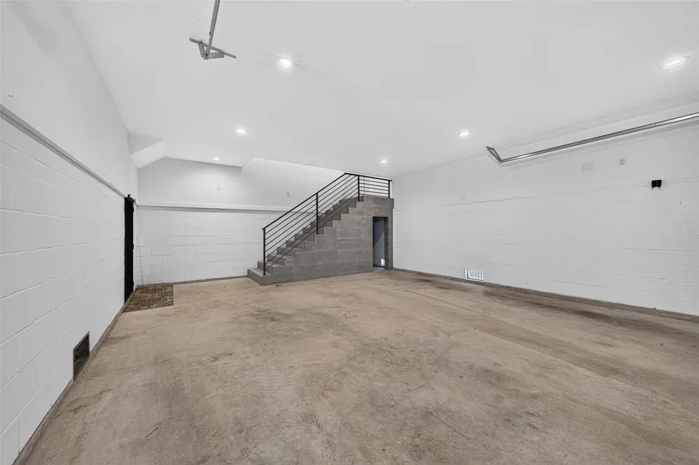 4303 Dorothy Street Bellaire, TX 77401