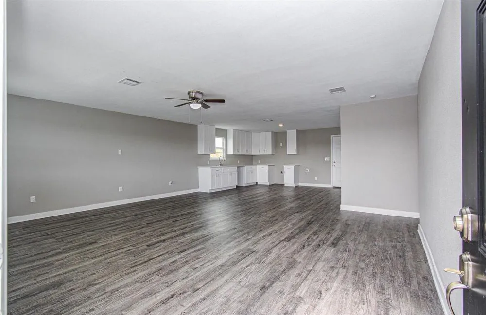 2221 Road 591501 Cleveland, TX 77327