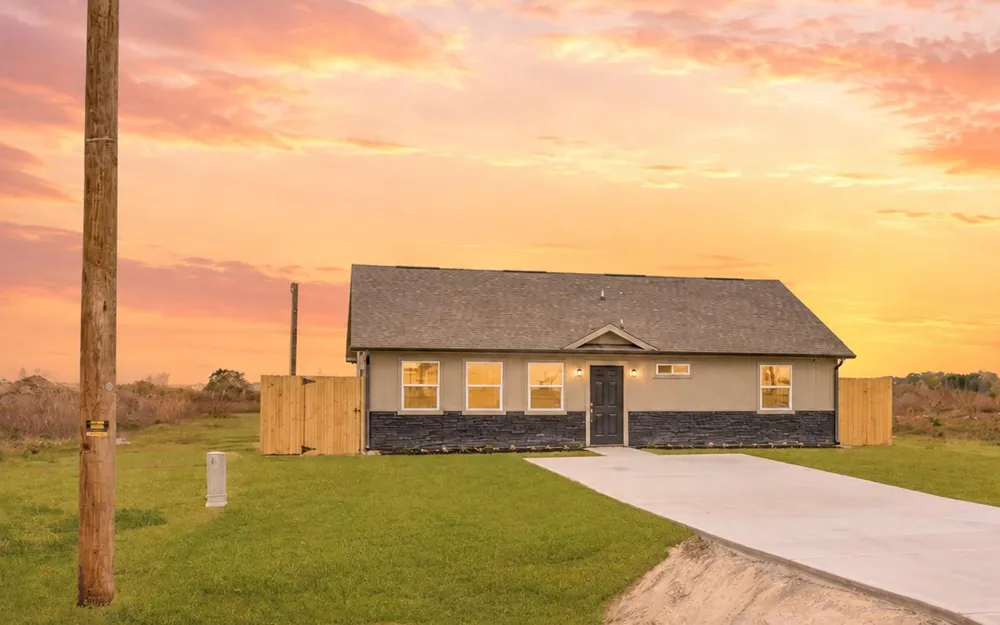 2221 Road 591501 Cleveland, TX 77327