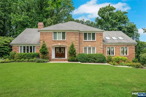 64 Nicole Drive