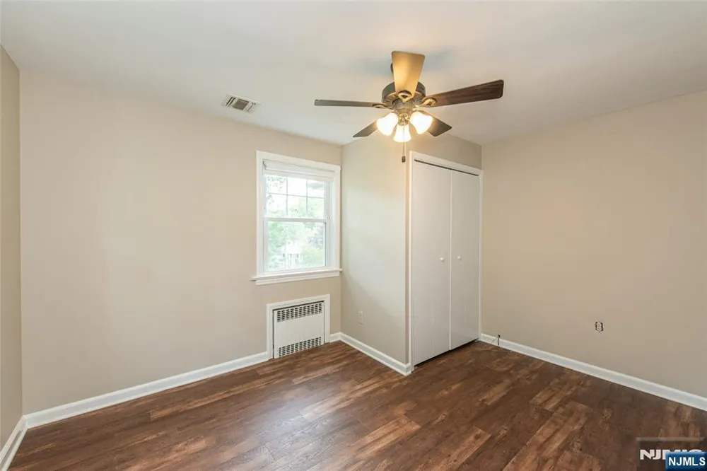 345 Bowden Road Cedar Grove, NJ 07009