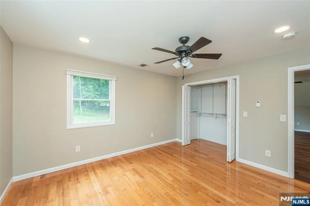 345 Bowden Road Cedar Grove, NJ 07009