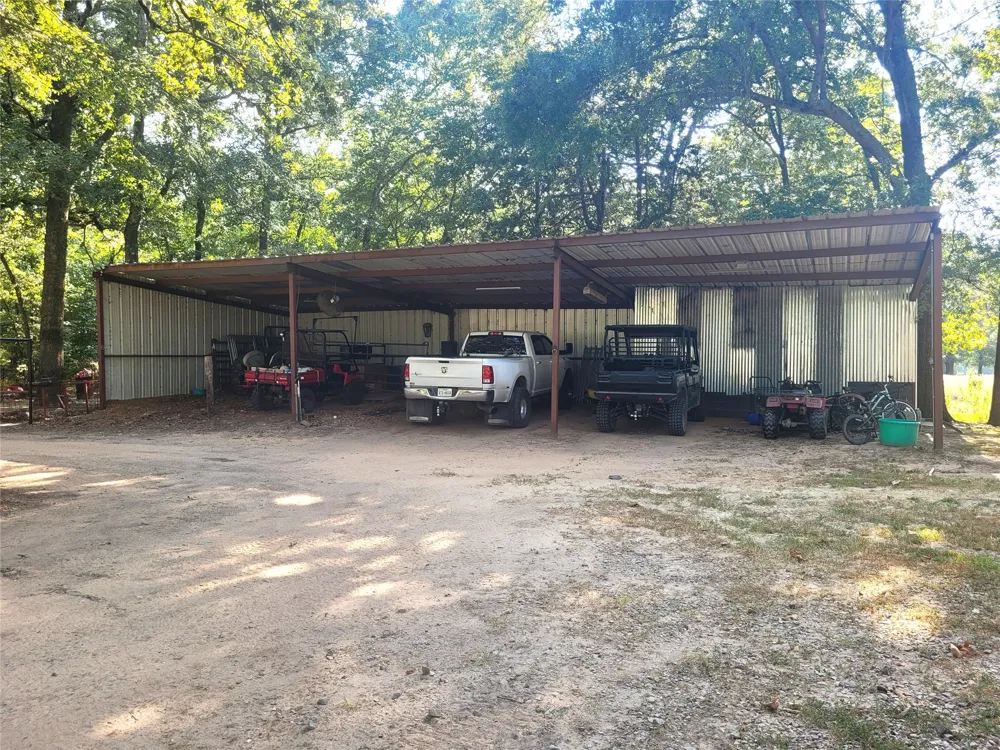 10510 U. S. Highway 82 E Blossom, TX 75416