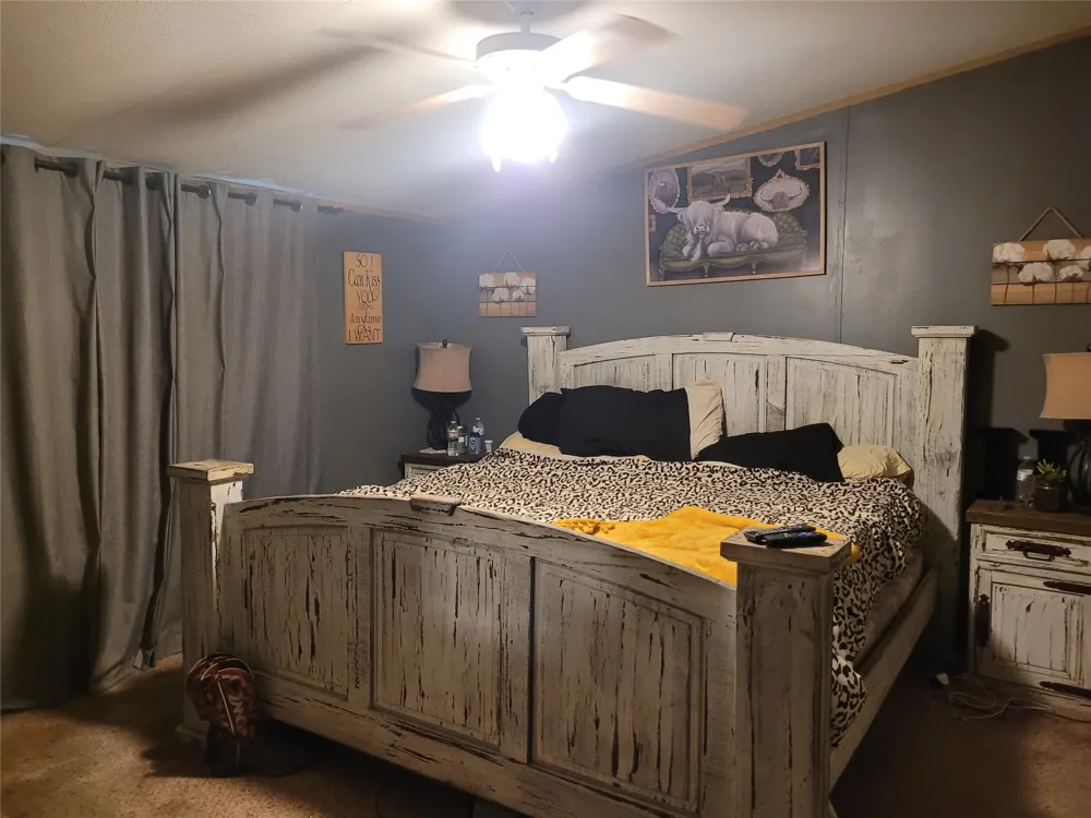 10510 U. S. Highway 82 E Blossom, TX 75416