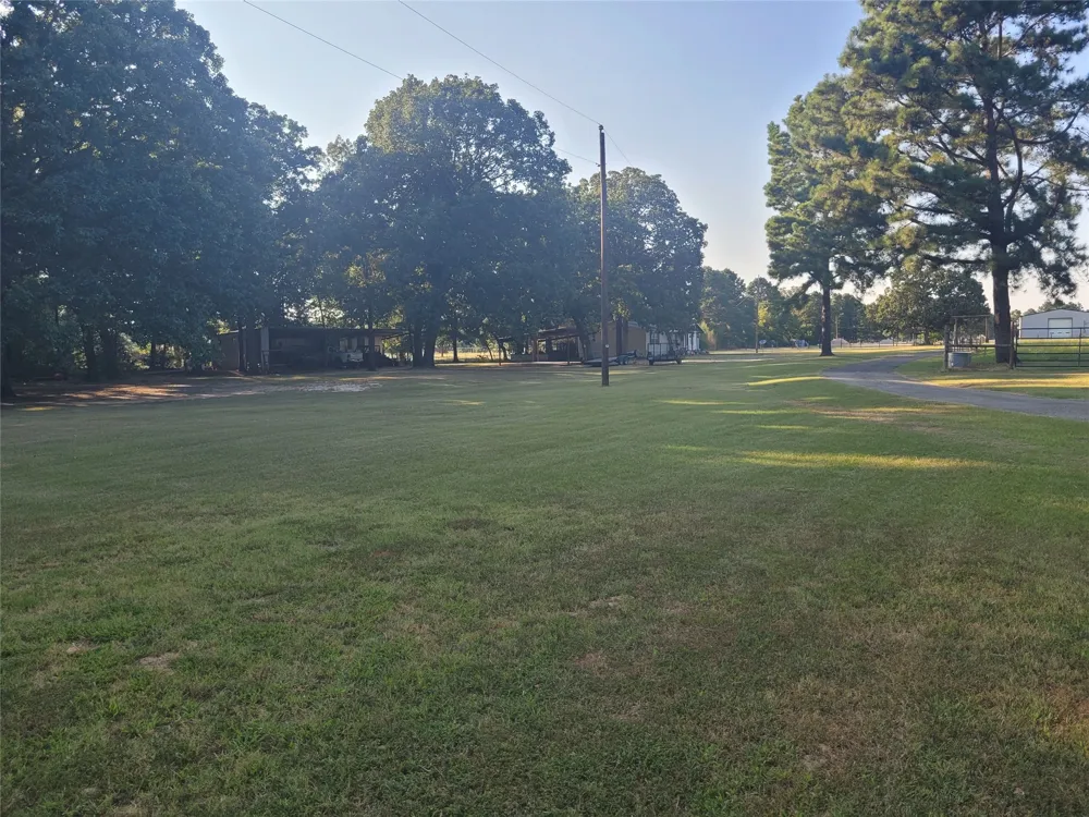 10510 U. S. Highway 82 E Blossom, TX 75416