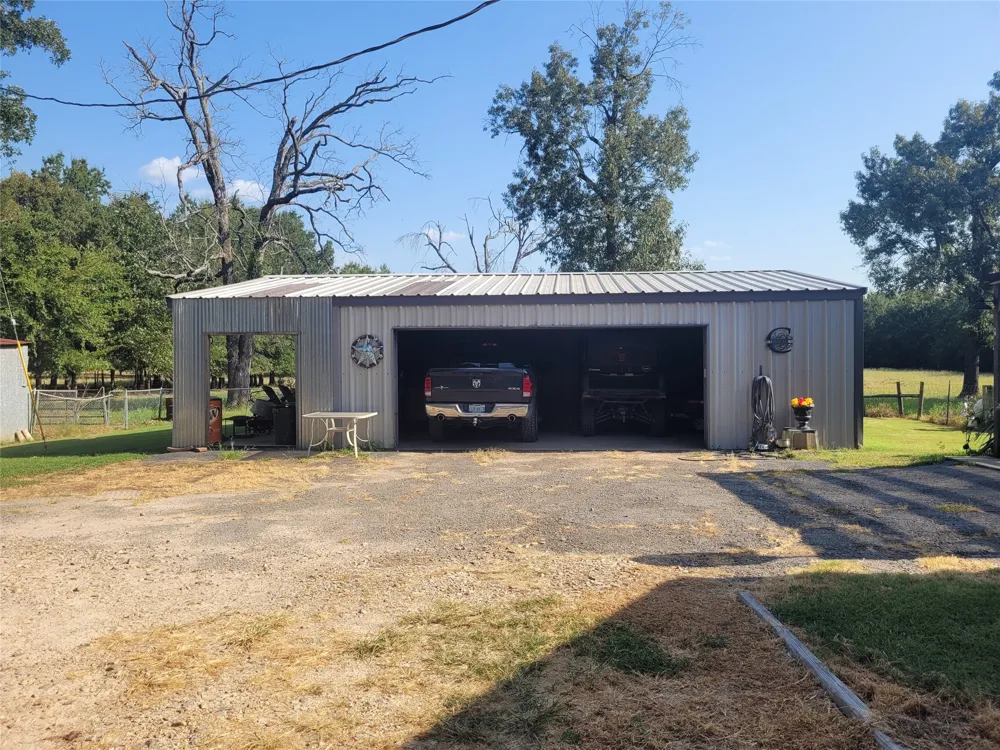 10510 U. S. Highway 82 E Blossom, TX 75416