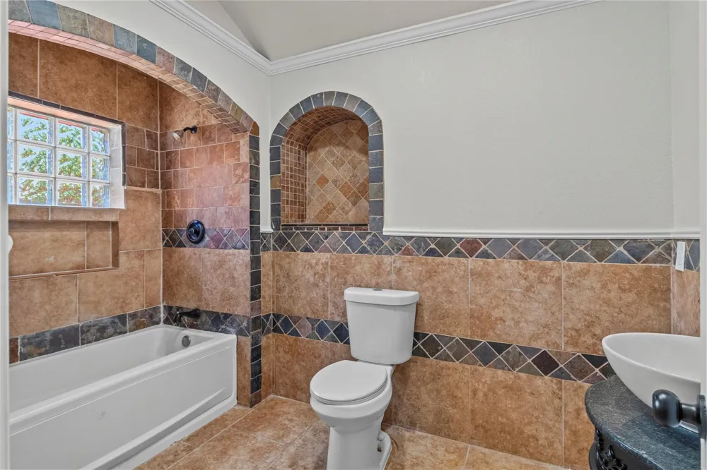 2304 Harper Drive Pasadena, TX 77502
