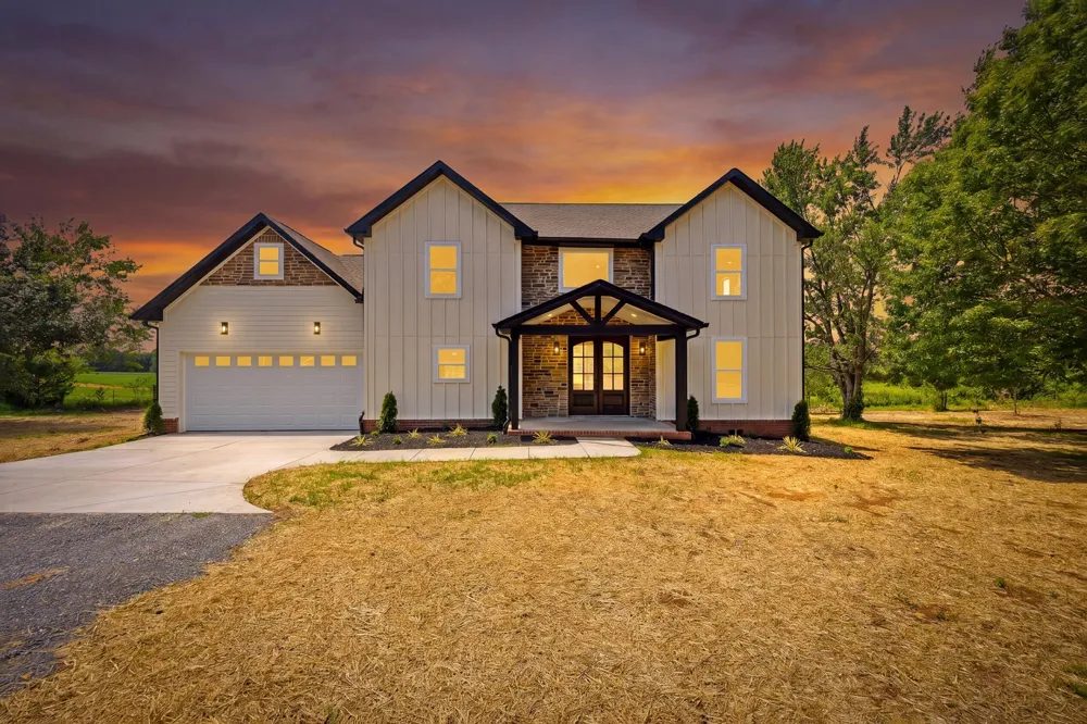 3305 Dobbins Pike Portland, TN 37148