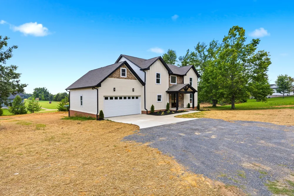 3305 Dobbins Pike Portland, TN 37148
