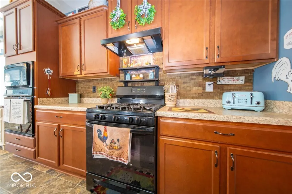 129 Larimar Way Whiteland, IN 46184