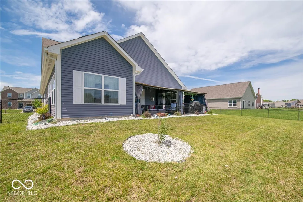 129 Larimar Way Whiteland, IN 46184