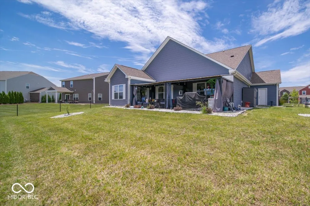 129 Larimar Way Whiteland, IN 46184