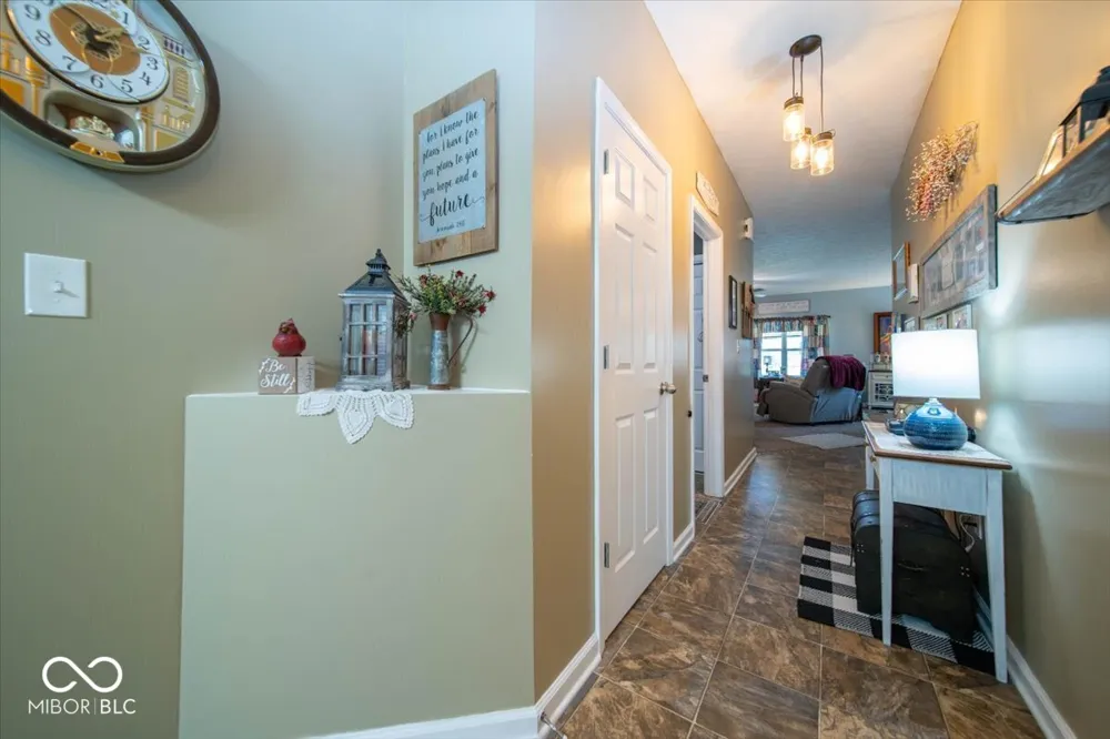 129 Larimar Way Whiteland, IN 46184
