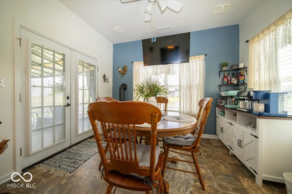 129 Larimar Way Whiteland, IN 46184
