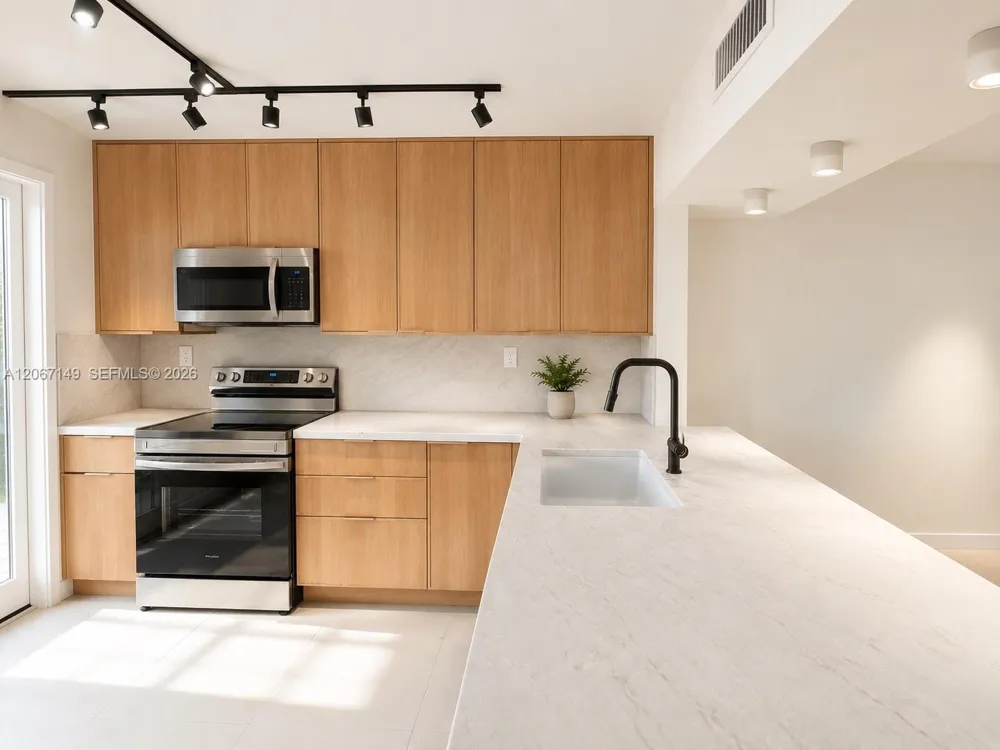 1220 Euclid Ave #2 Miami Beach, FL 33139