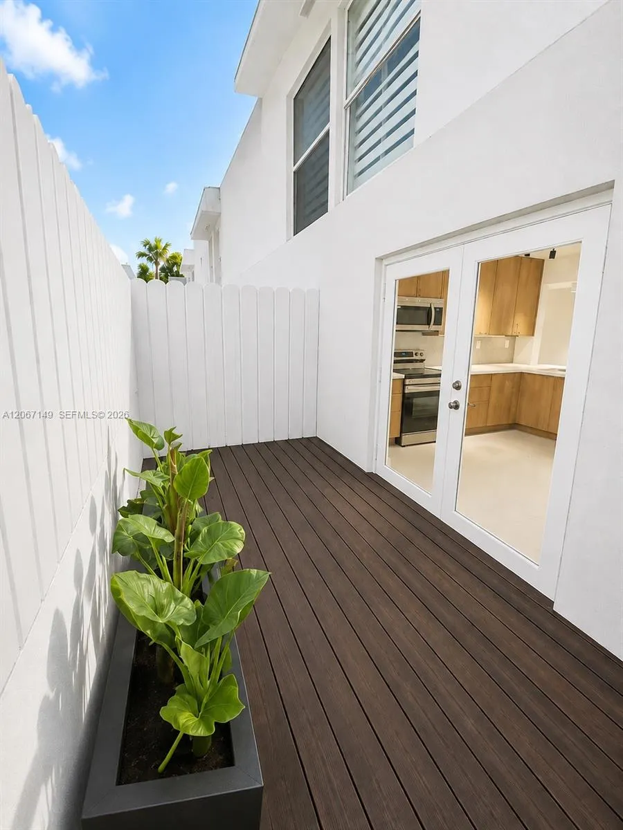 1220 Euclid Ave #2 Miami Beach, FL 33139