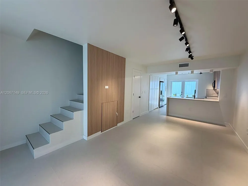 1220 Euclid Ave #2 Miami Beach, FL 33139