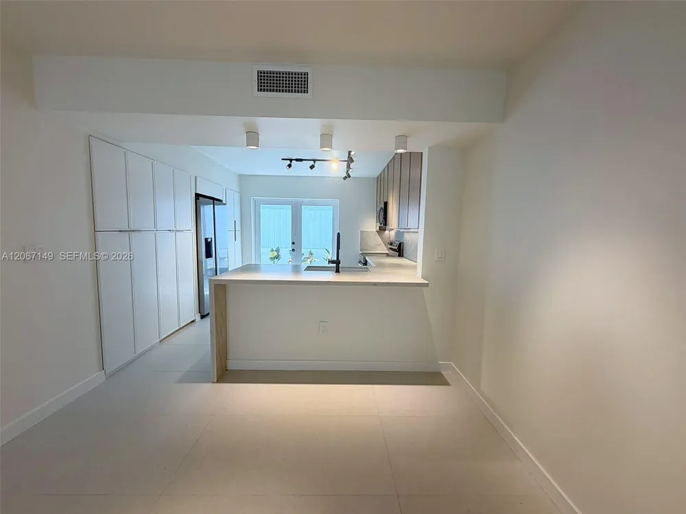 1220 Euclid Ave #2 Miami Beach, FL 33139