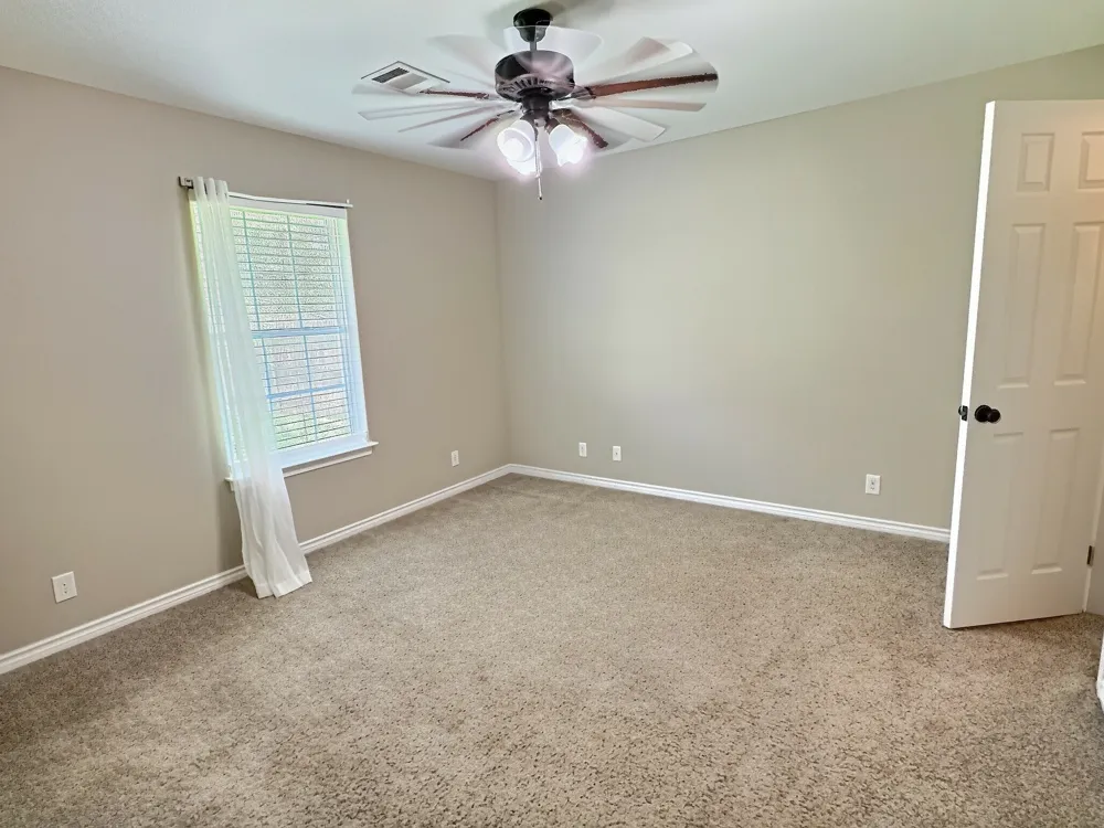 313 E River Oaks Road Early, TX 76802