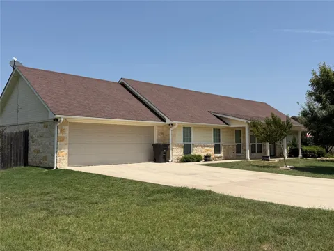 313 E River Oaks Road
