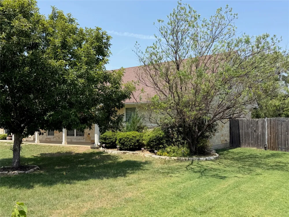 313 E River Oaks Road Early, TX 76802