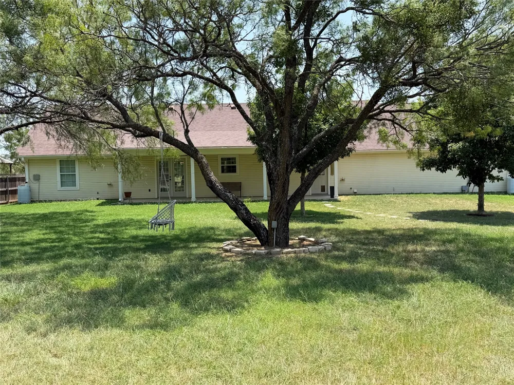 313 E River Oaks Road Early, TX 76802