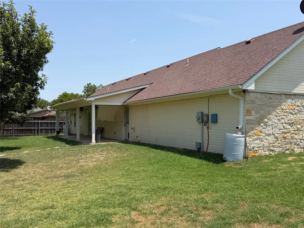 313 E River Oaks Road Early, TX 76802