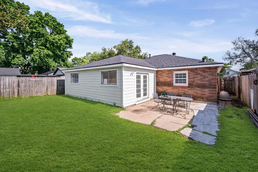 605 Kelley Street Houston, TX 77009